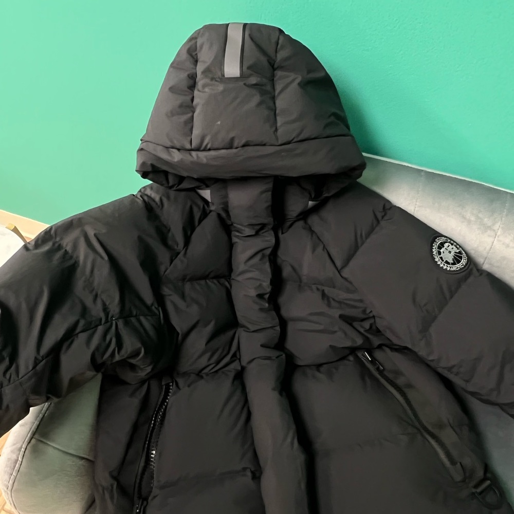 Canada Goose junction parka. Perfect condition. Like new